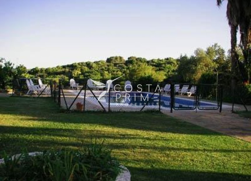 Resale - Villa  - Jimena de la Frontera