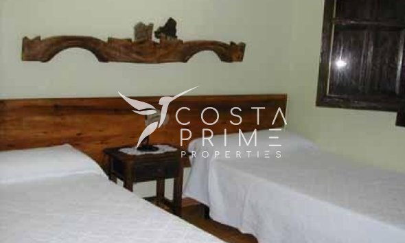 Resale - Villa  - Jimena de la Frontera