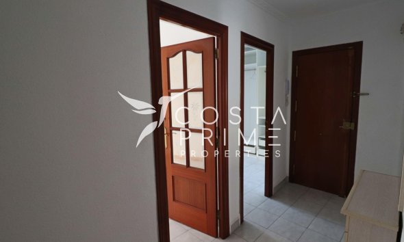 Resale - Apartment / Flat - Benidorm