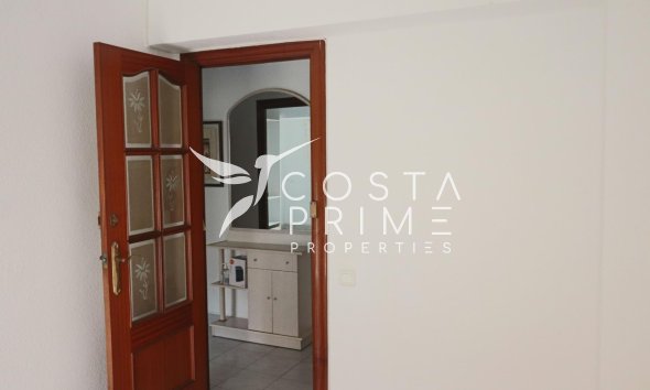 Resale - Apartment / Flat - Benidorm