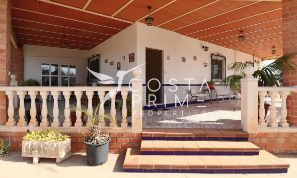 Resale - Villa  - Benidorm