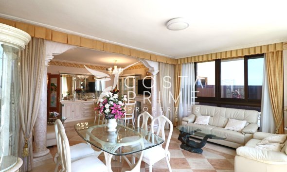 Resale - Apartment / Flat - Benidorm