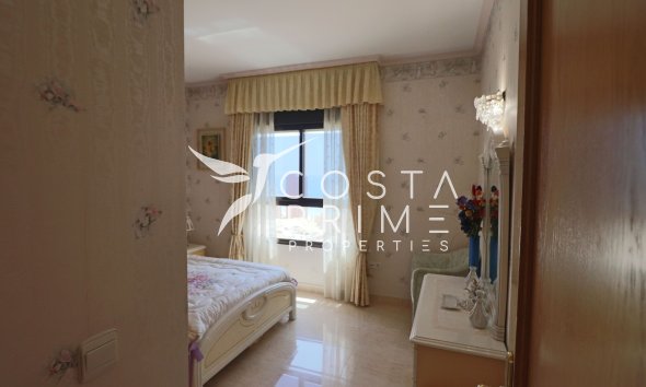 Resale - Apartment / Flat - Benidorm