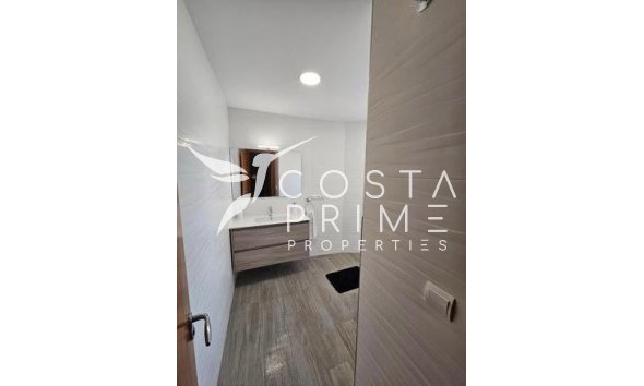 Újraértékesítés - Apartman / lakás - Benidorm