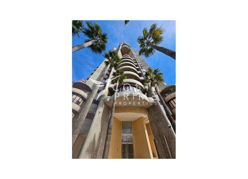 Resale - Apartment / Flat - Benidorm