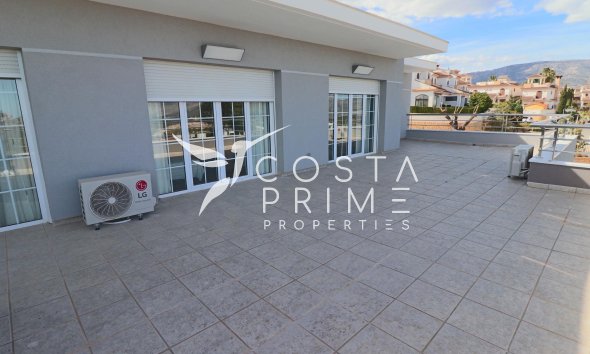 Resale - Villa  - Polop