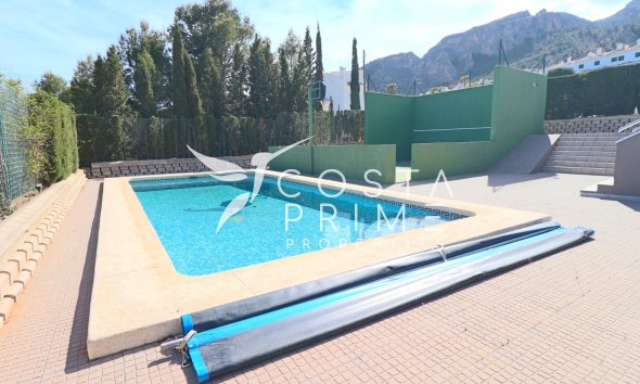 Resale - Villa  - Polop