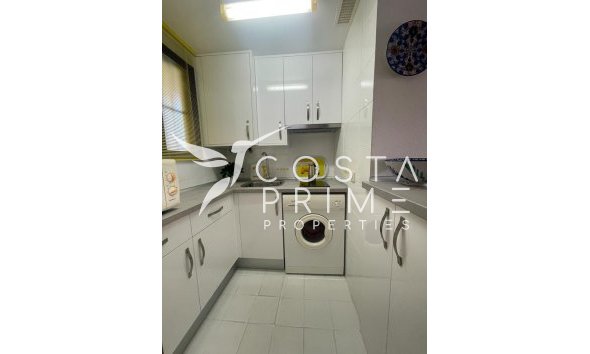 Resale - Apartment / Flat - Benidorm