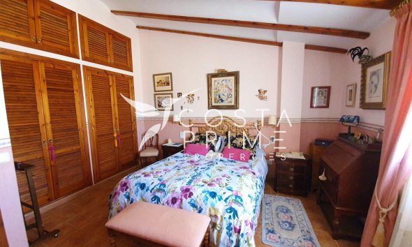 Resale - Villa  - Alfas del Pí