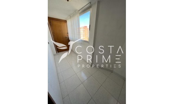 Resale - Apartment / Flat - Benidorm