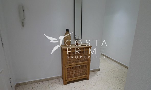 Resale - Apartment / Flat - Benidorm