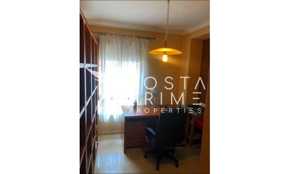 Resale - Townhouse / Semi - La Nucía