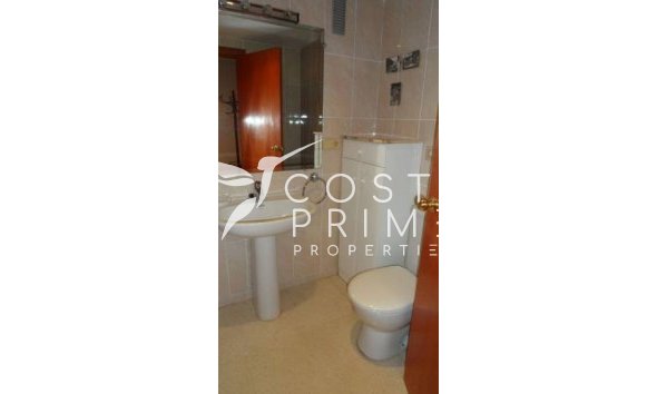 Resale - Apartment / Flat - Benidorm