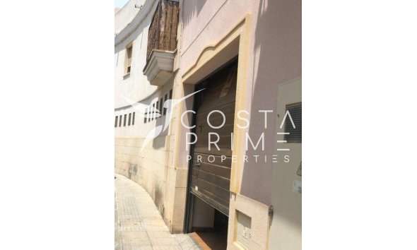 Resale - Townhouse / Semi - La Nucía