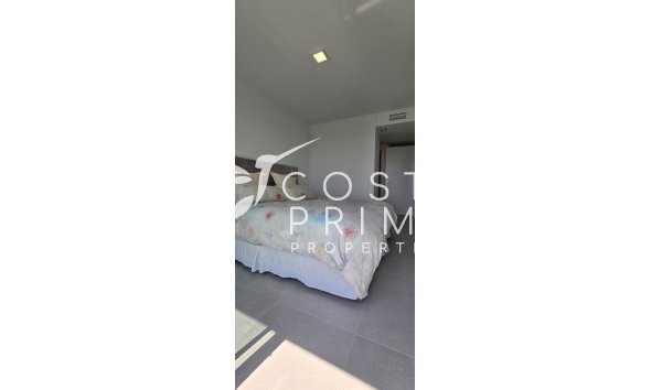 Resale - Apartment / Flat - Finestrat