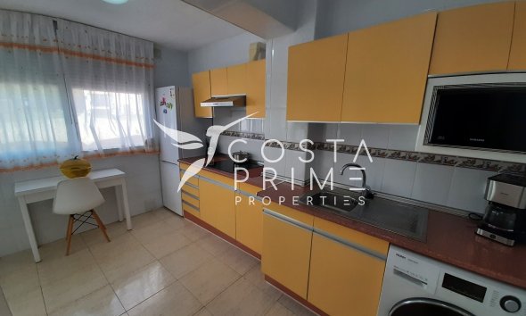 Resale - Apartment / Flat - Benidorm