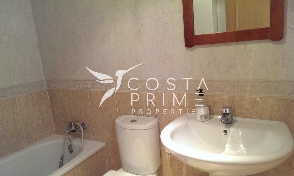 Resale - Apartment / Flat - Villajoyosa