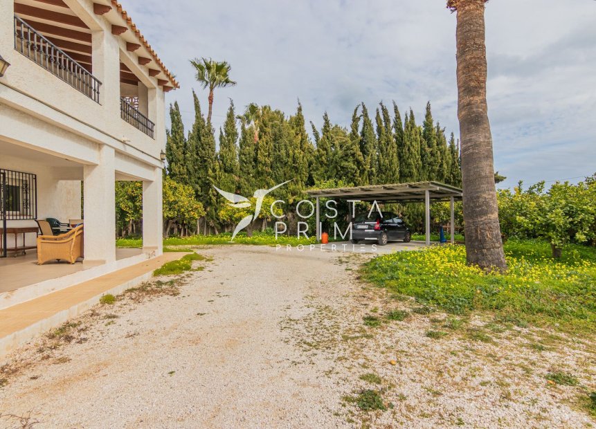 Resale - Villa  - Altea