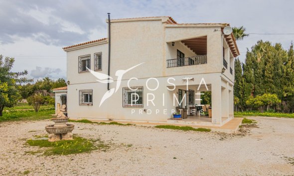 Resale - Villa  - Altea