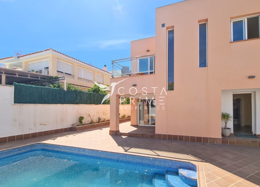 Resale - Villa  - Albir