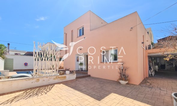 Resale - Villa  - Albir