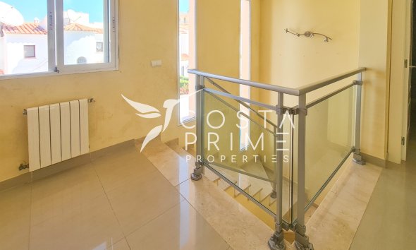 Resale - Villa  - Albir