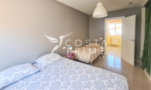 Resale - Villa  - Albir