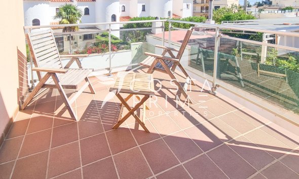 Resale - Villa  - Albir