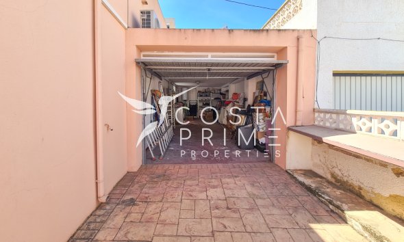 Resale - Villa  - Albir