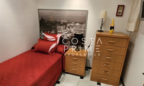 Resale - Apartment / Flat - Benidorm