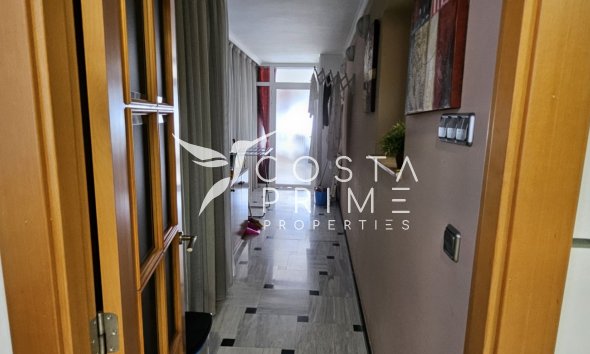 Resale - Apartment / Flat - Benidorm