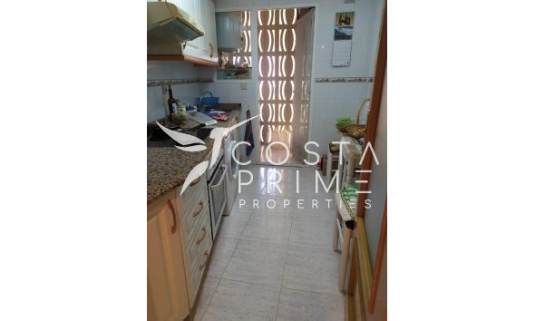 Resale - Apartment / Flat - Benidorm