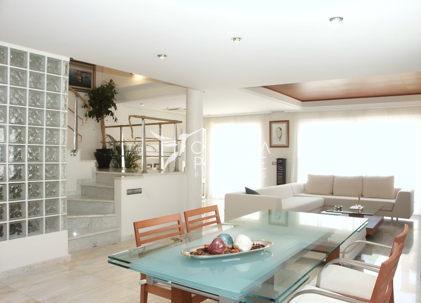 Resale - Villa  - Jávea