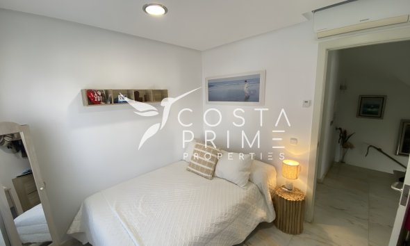 Resale - Villa  - Jávea