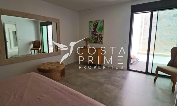 Resale - Villa  - Finestrat