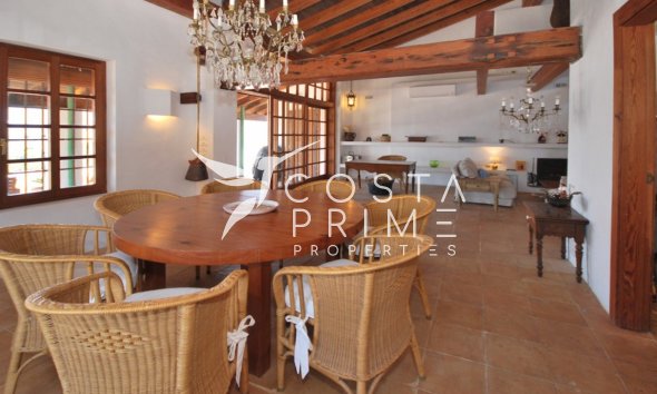 Újraértékesítés - Villa  - Moraira