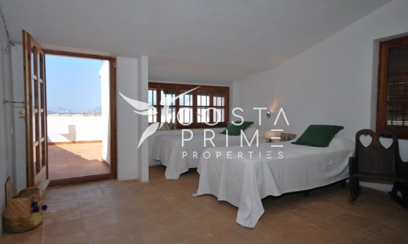 Resale - Villa  - Moraira