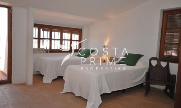 Resale - Villa  - Moraira