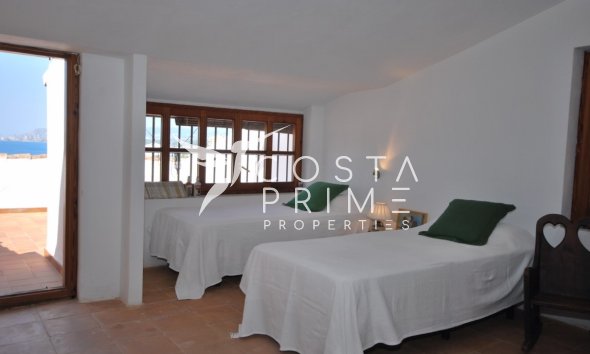 Resale - Villa  - Moraira