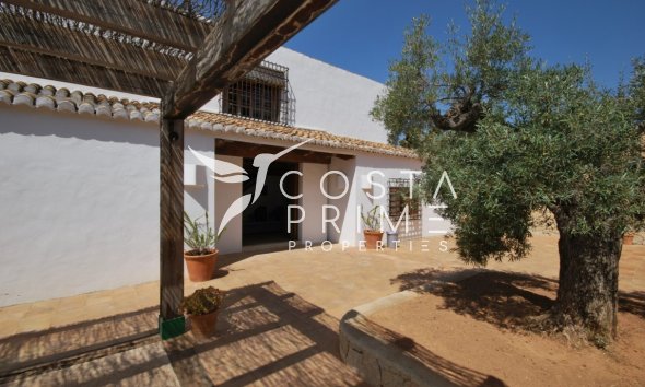 Resale - Villa  - Moraira