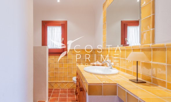 Resale - Villa  - Moraira