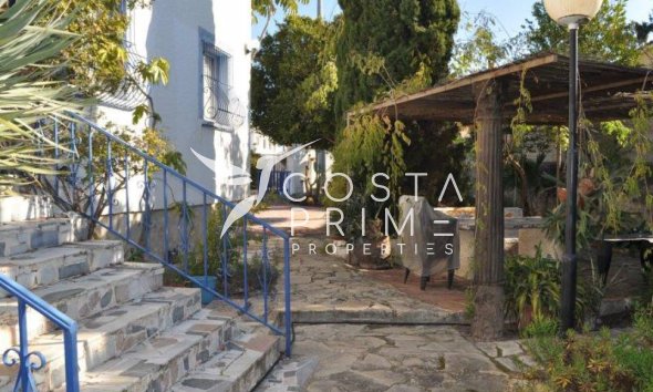 Resale - Villa  - Villajoyosa