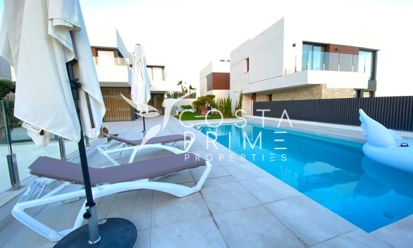 Resale - Villa  - Finestrat