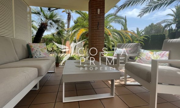 Resale - Villa  - Benidorm