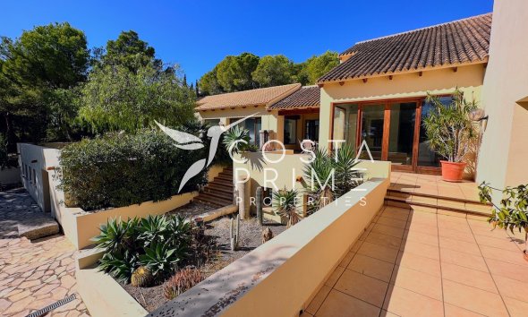 Resale - Villa  - Altea