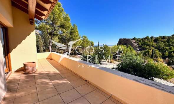 Resale - Villa  - Altea