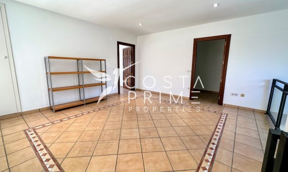 Resale - Villa  - Altea