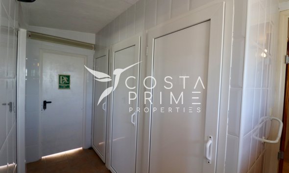 Reventa - Chalet / Villa - Alicante