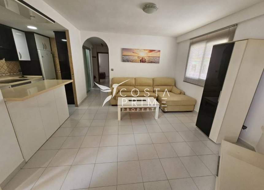 Resale - Apartment / Flat - Villajoyosa