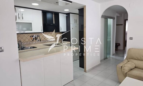 Resale - Apartment / Flat - Villajoyosa